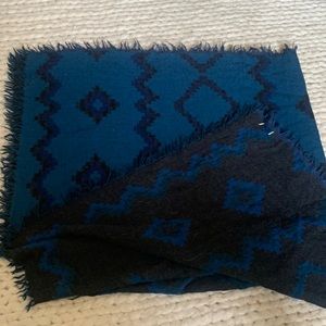 Aritzia Scarf